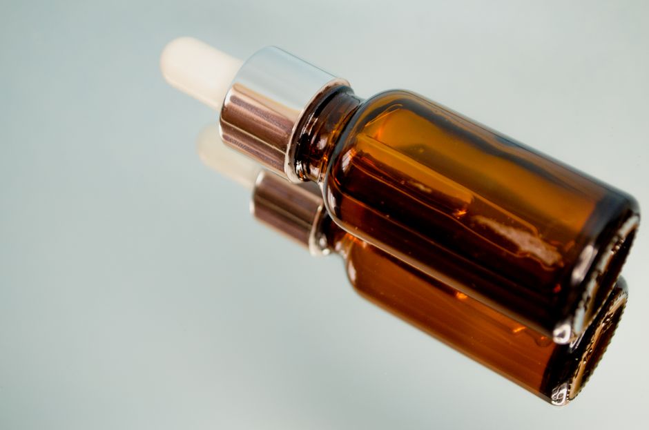 Best Anti-Aging Serum for Sensitive Skin: Gentle Options